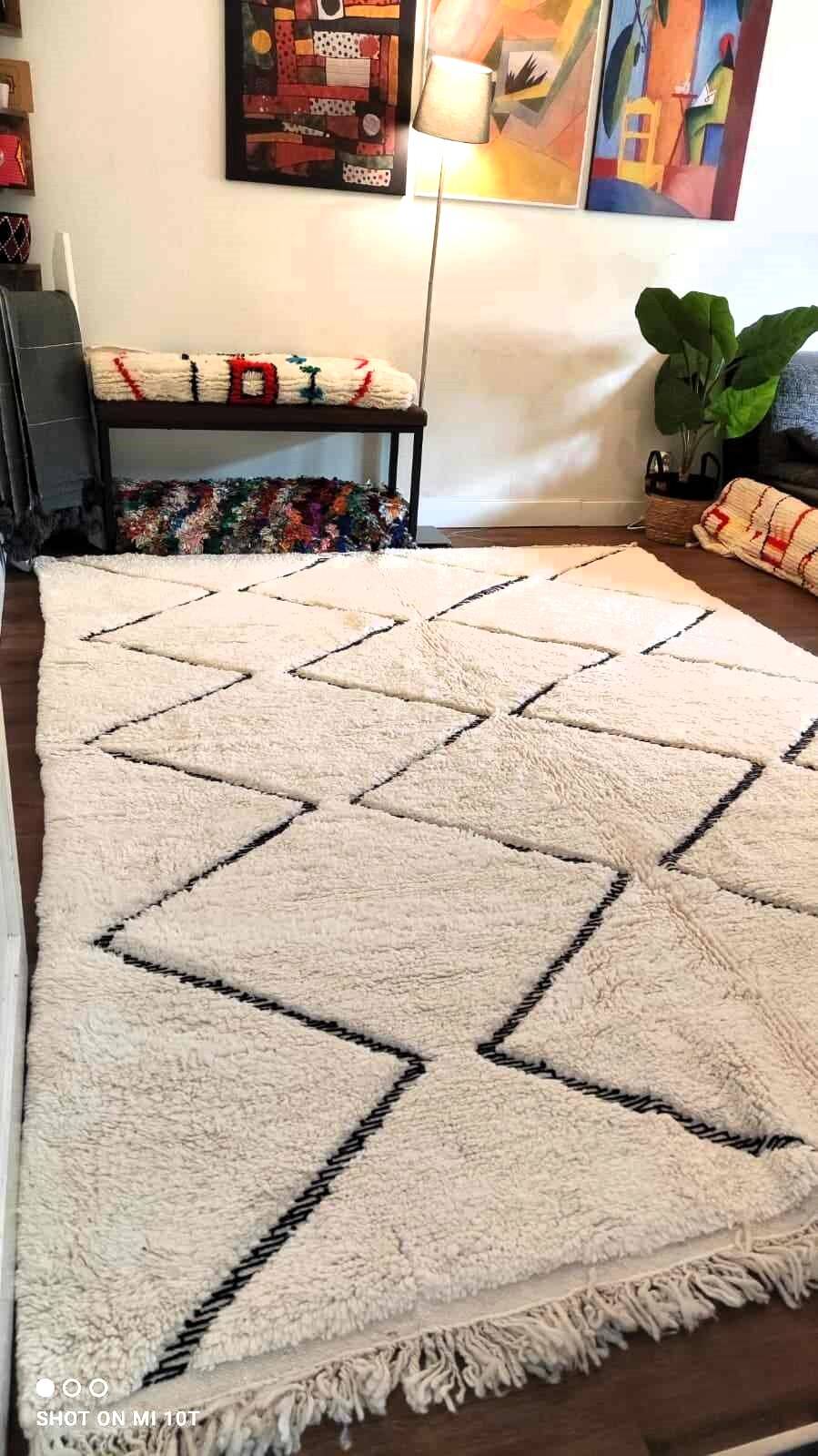 Beniouarain Berber ethnic rug
