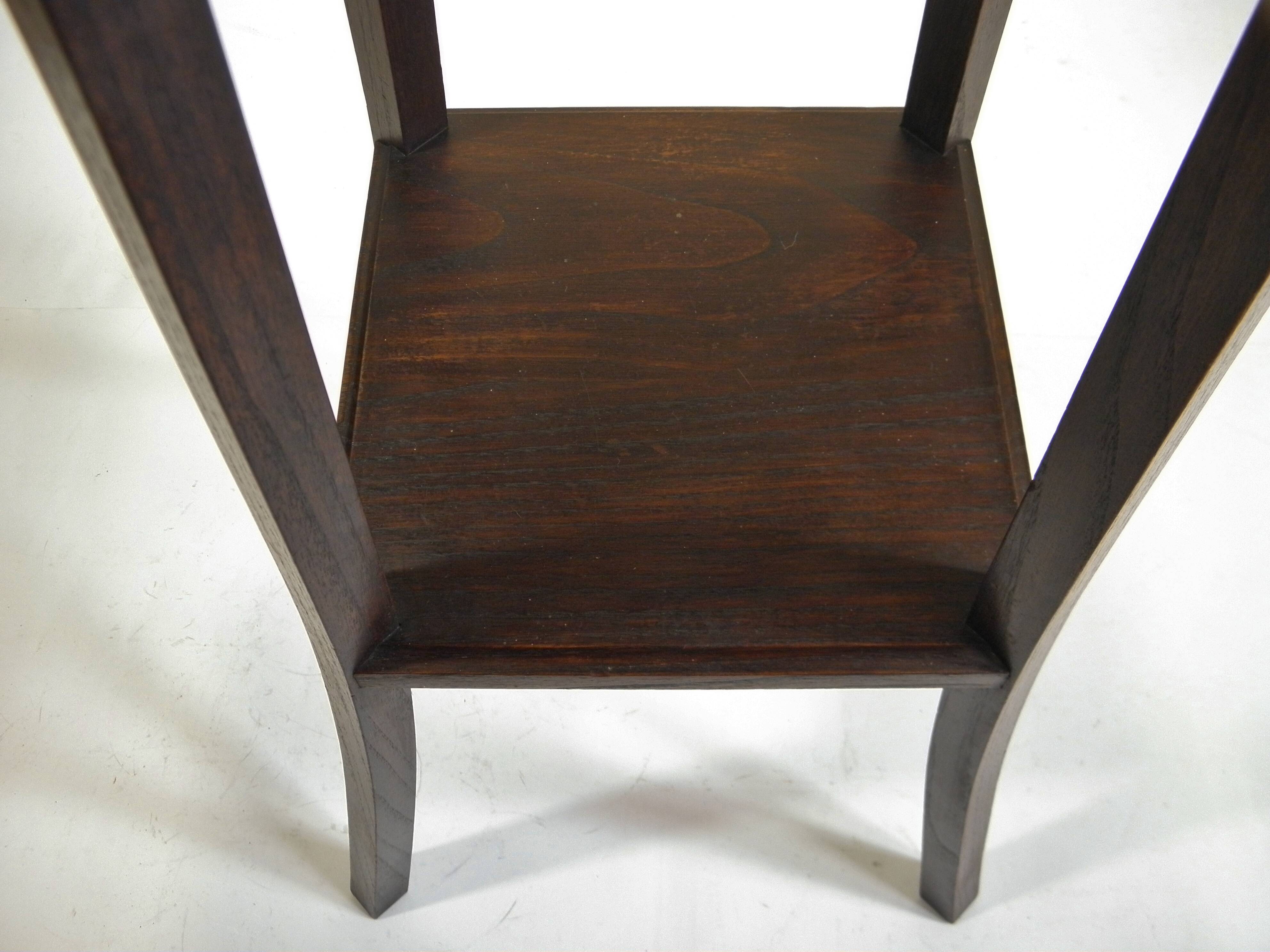 Sellette en bois pieds galbés 88 cm