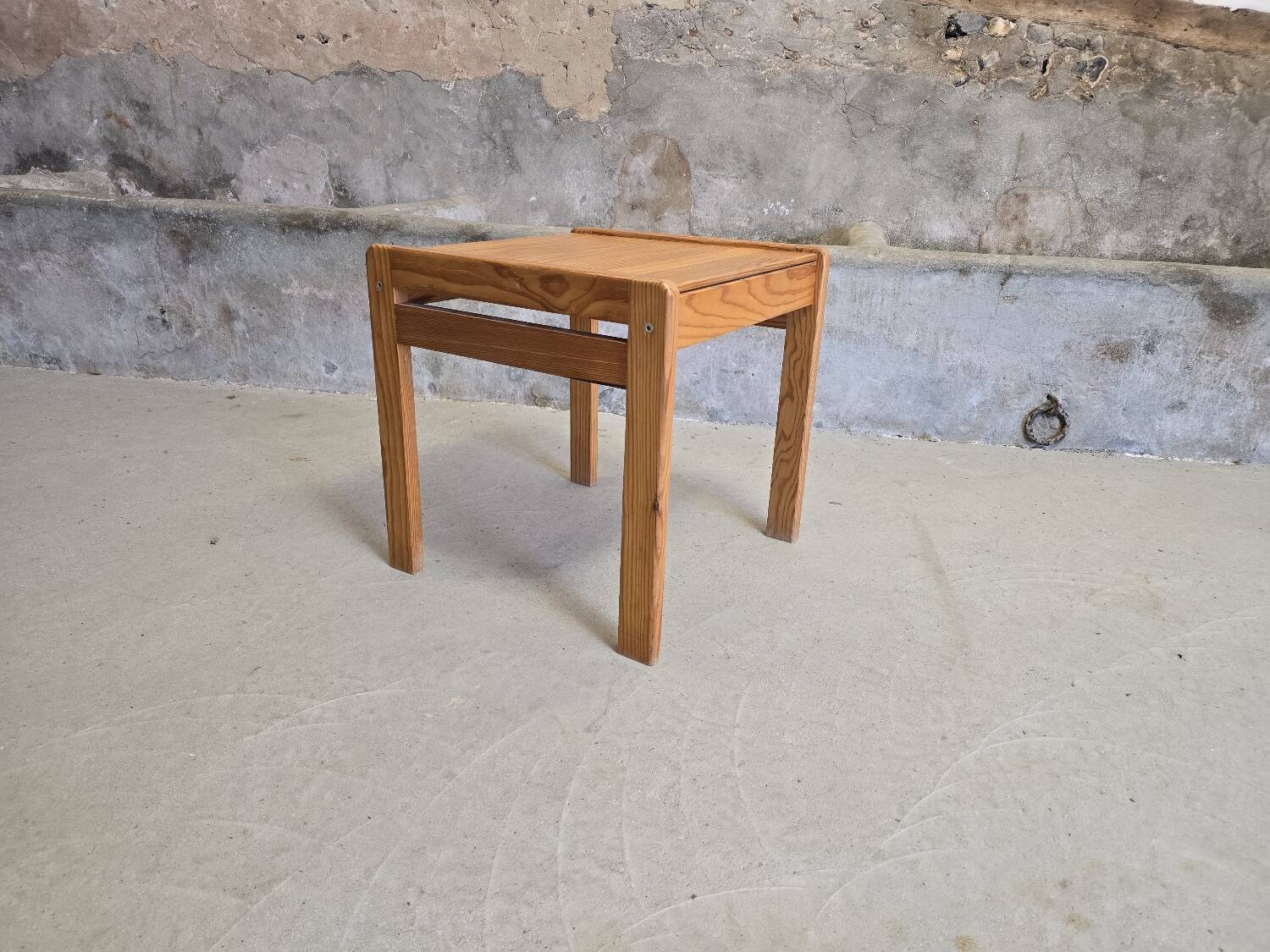 Coffee table, small pine side table 1970