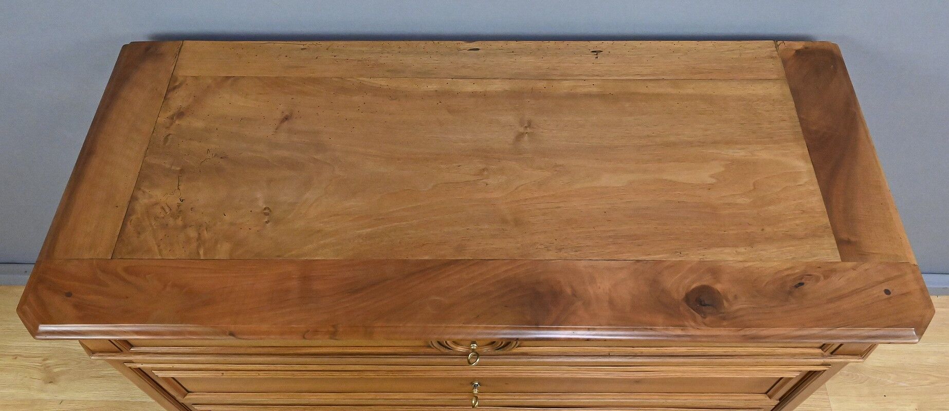 Walnut chest of drawers, Louis-Philippe style – 1900