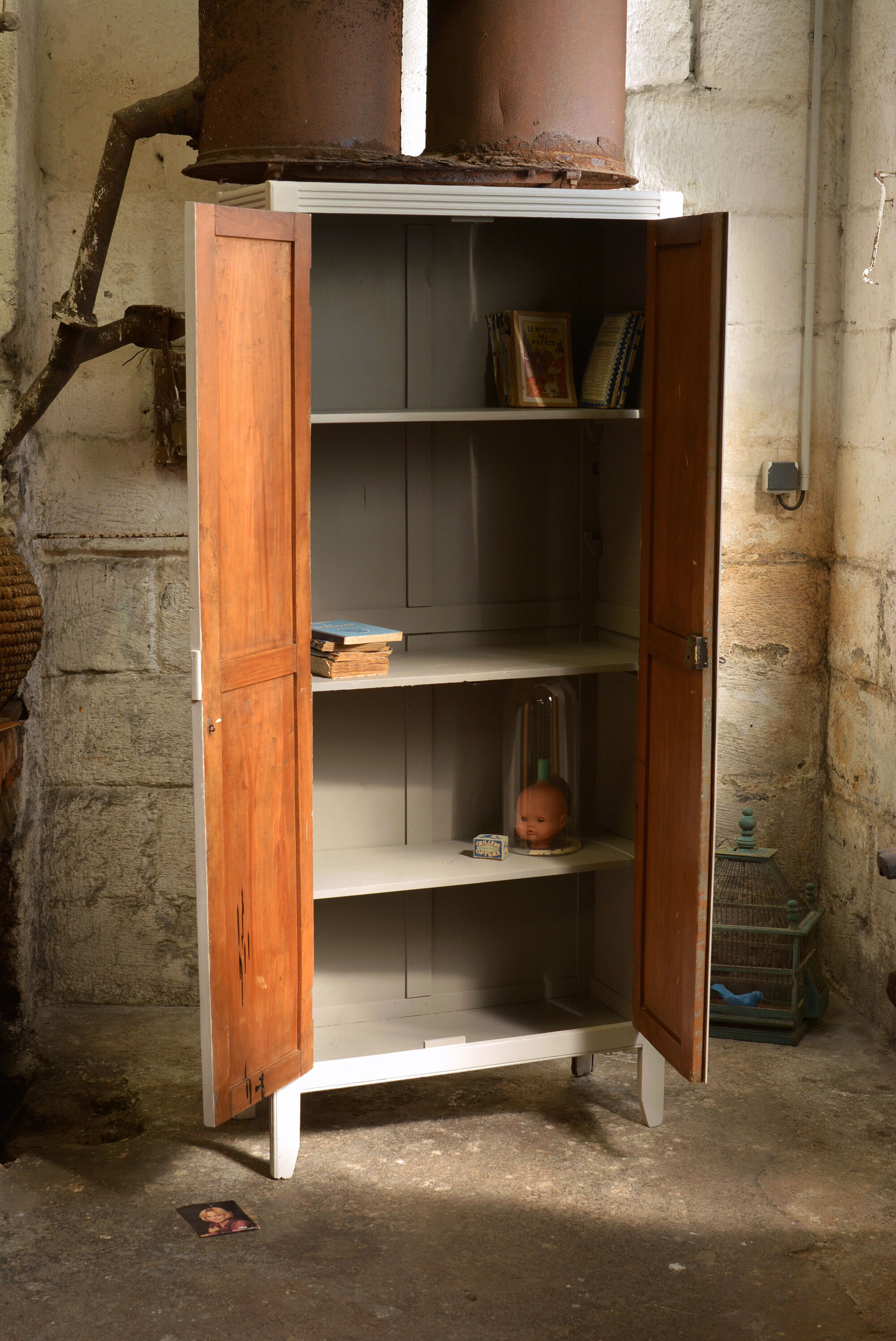 Armoire parisienne
