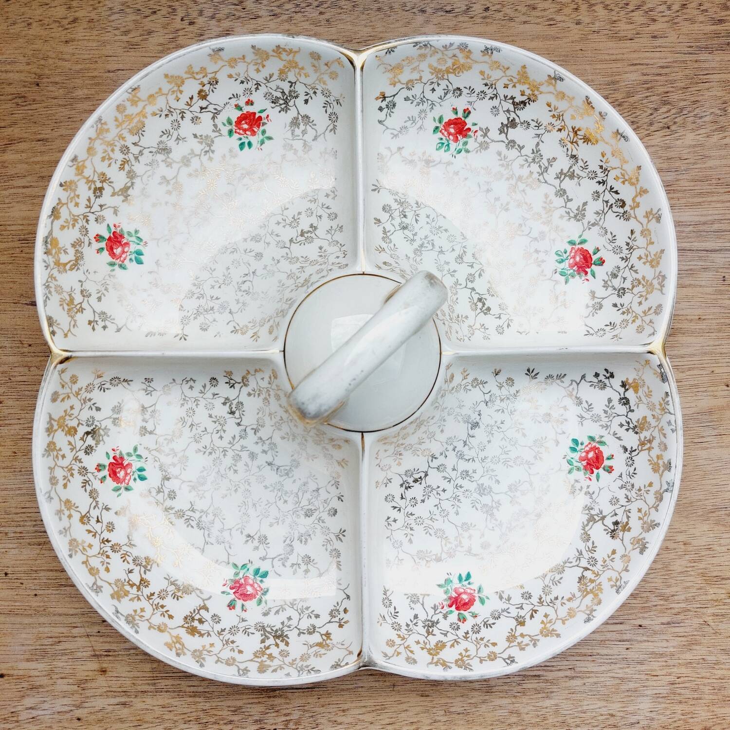 Villeroy & Boch mendicant serving dish