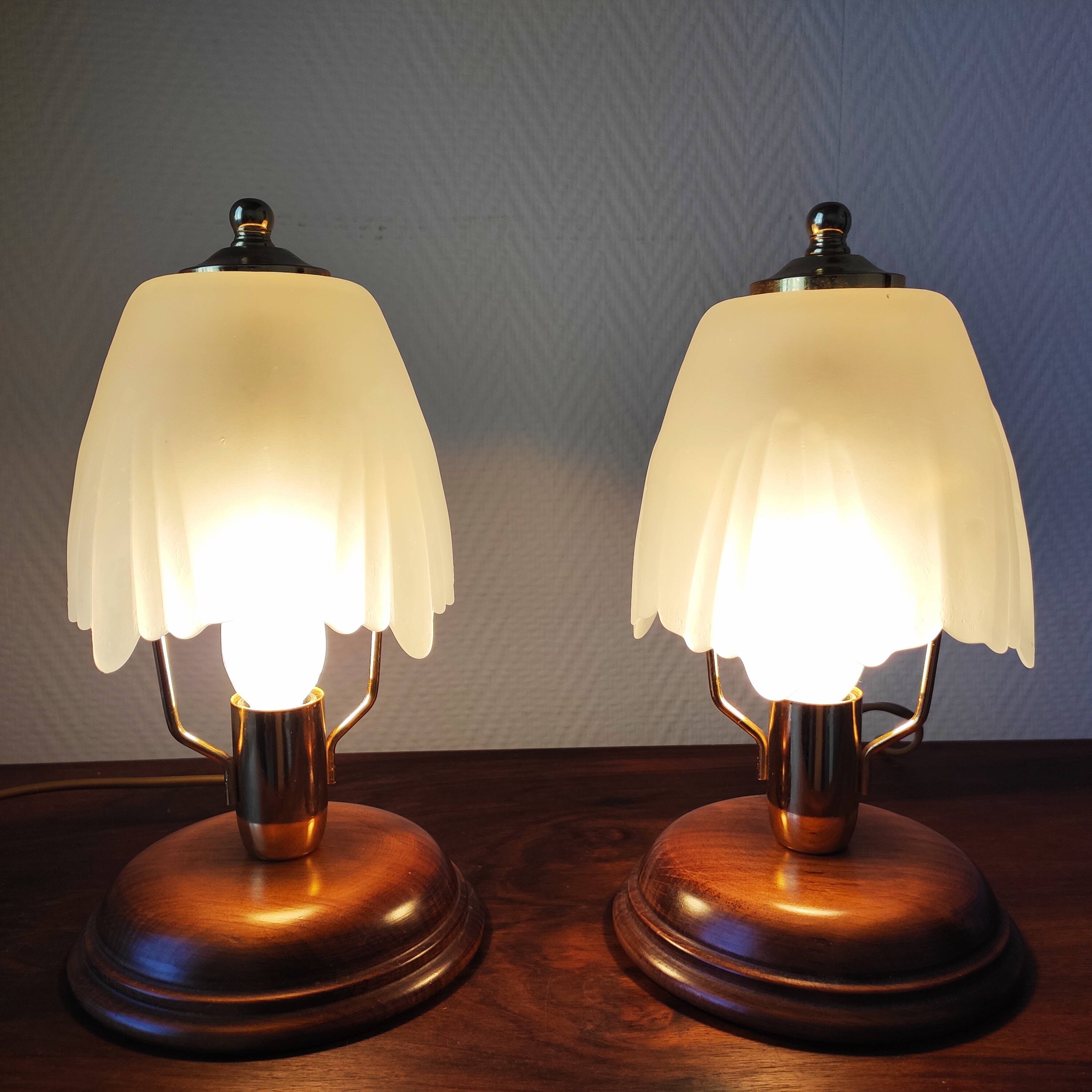 Pair of vintage Italian art deco style lamps