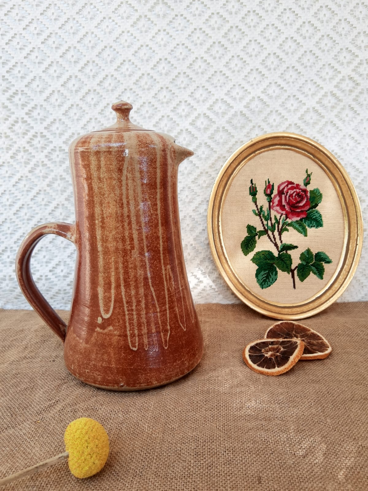 Cafetière, carafe en grès signée