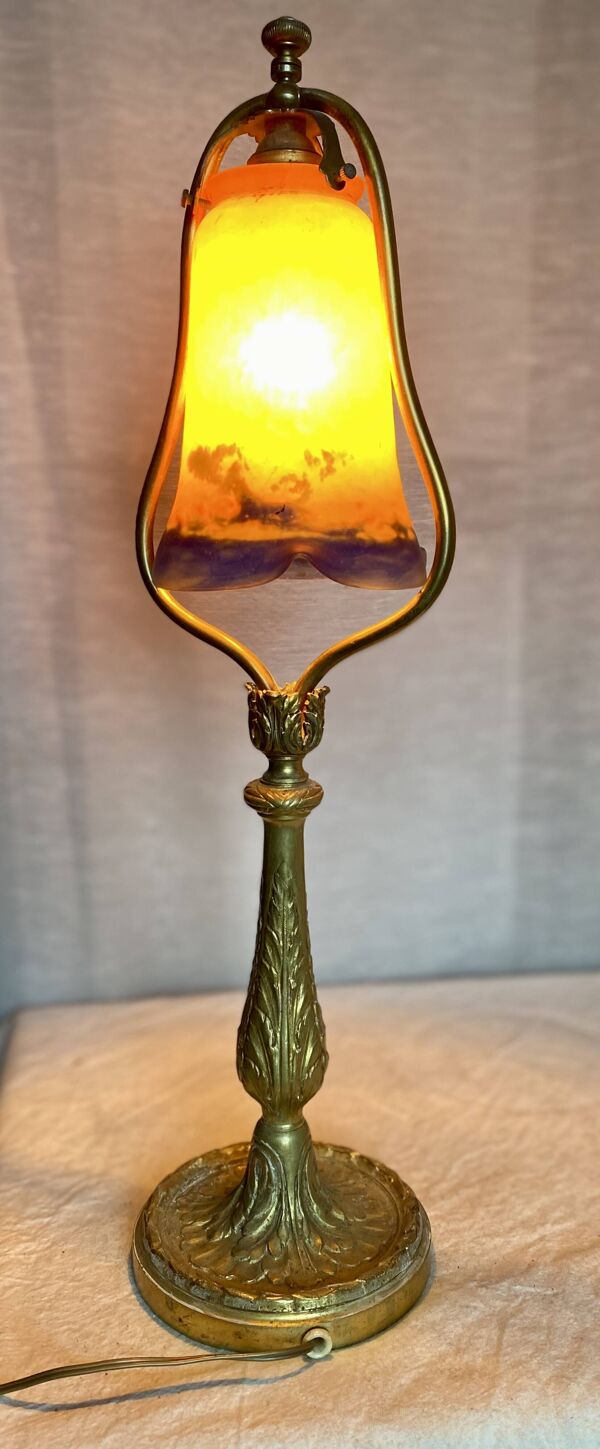 Lampe Art Nouveau bronze et pâte de verre