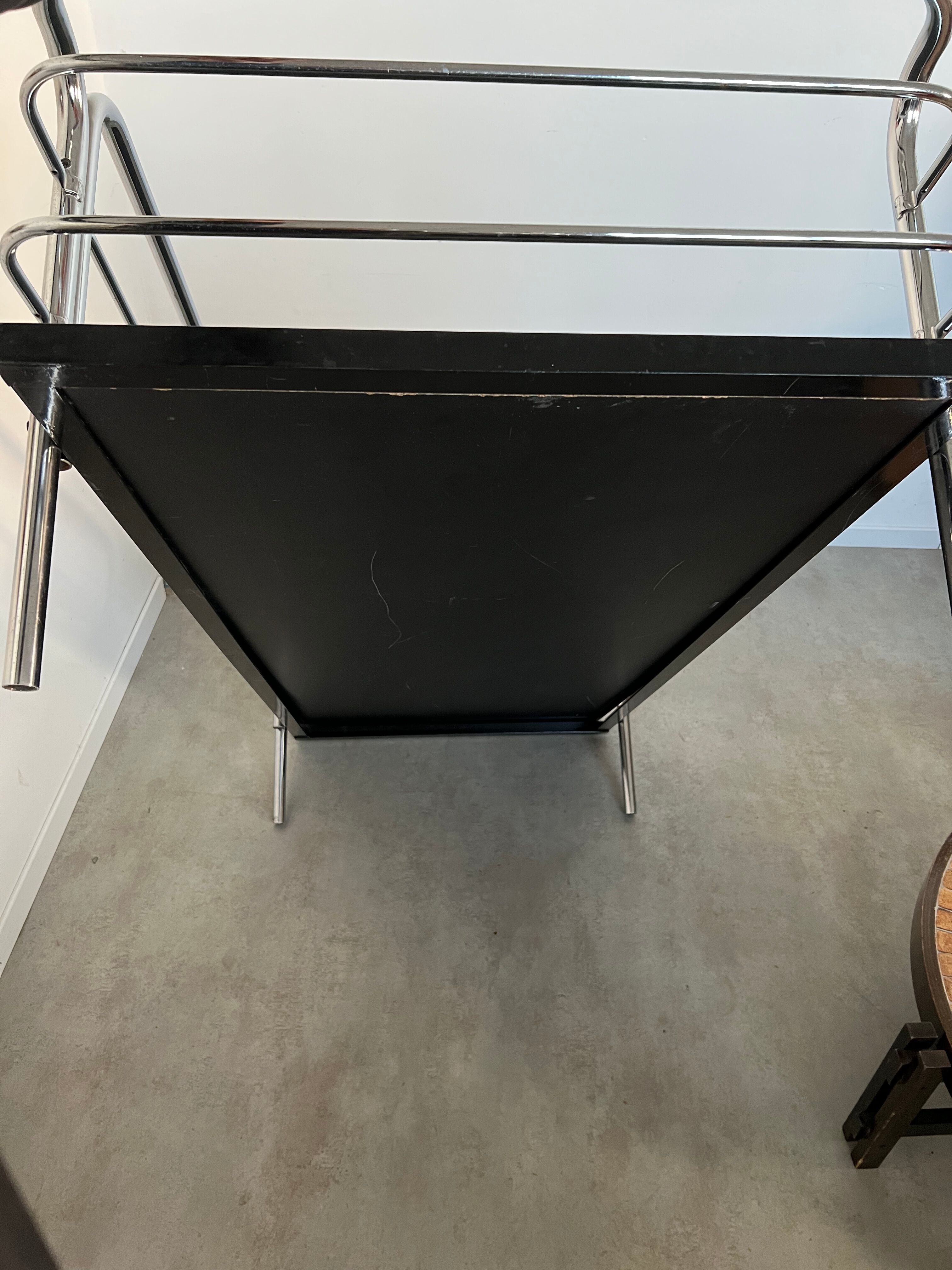 Old vintage leather and tubular metal sofa, design 70s