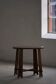 Moderne danoise, table d'appoint / console sculpturale en chêne, années 1940