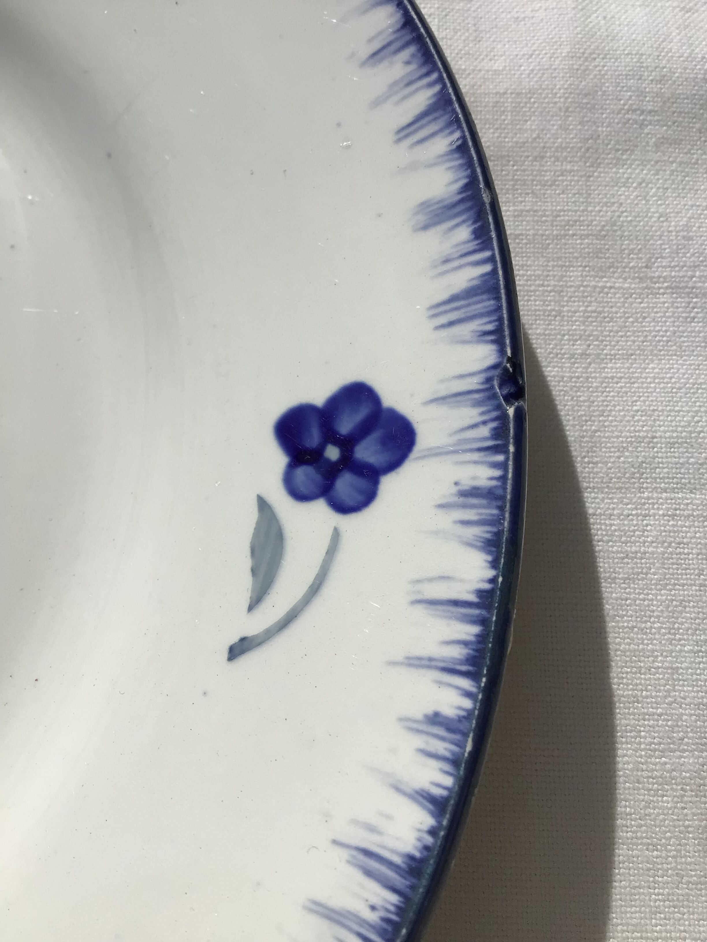 3 Flat plates Digoin Mary Lou blue rim