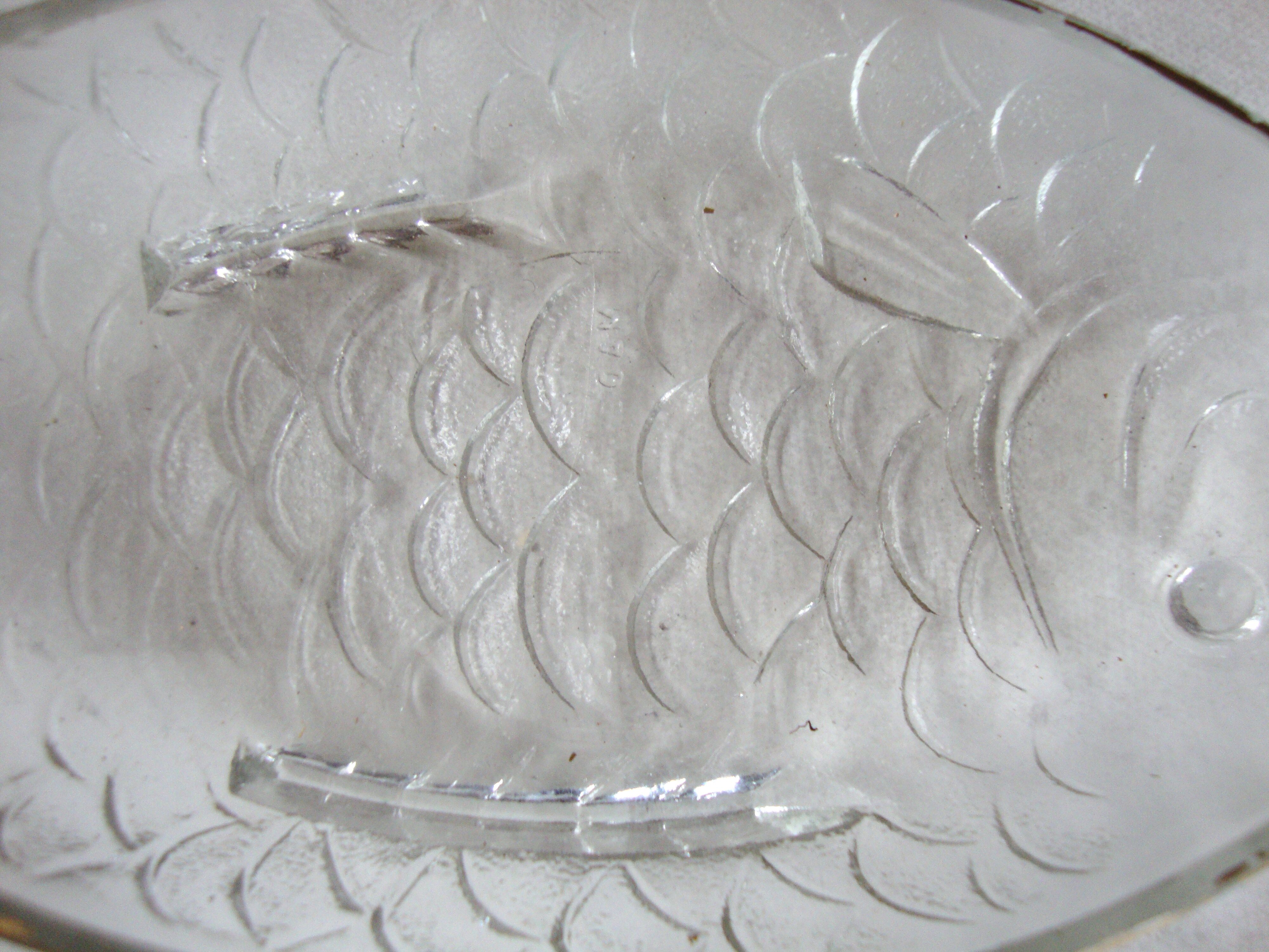 Pair of vintage glass ravier