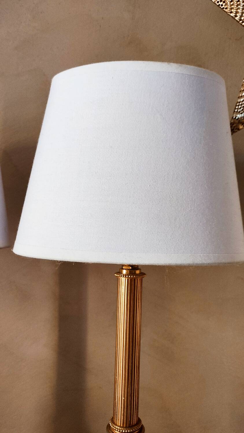 Paire de lampes classiques en bronze