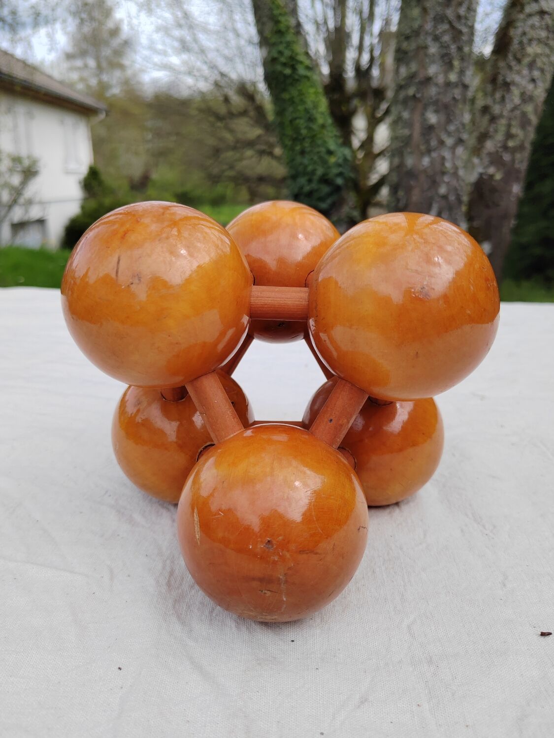 Wooden structure "atoms" varnished 60s/70s