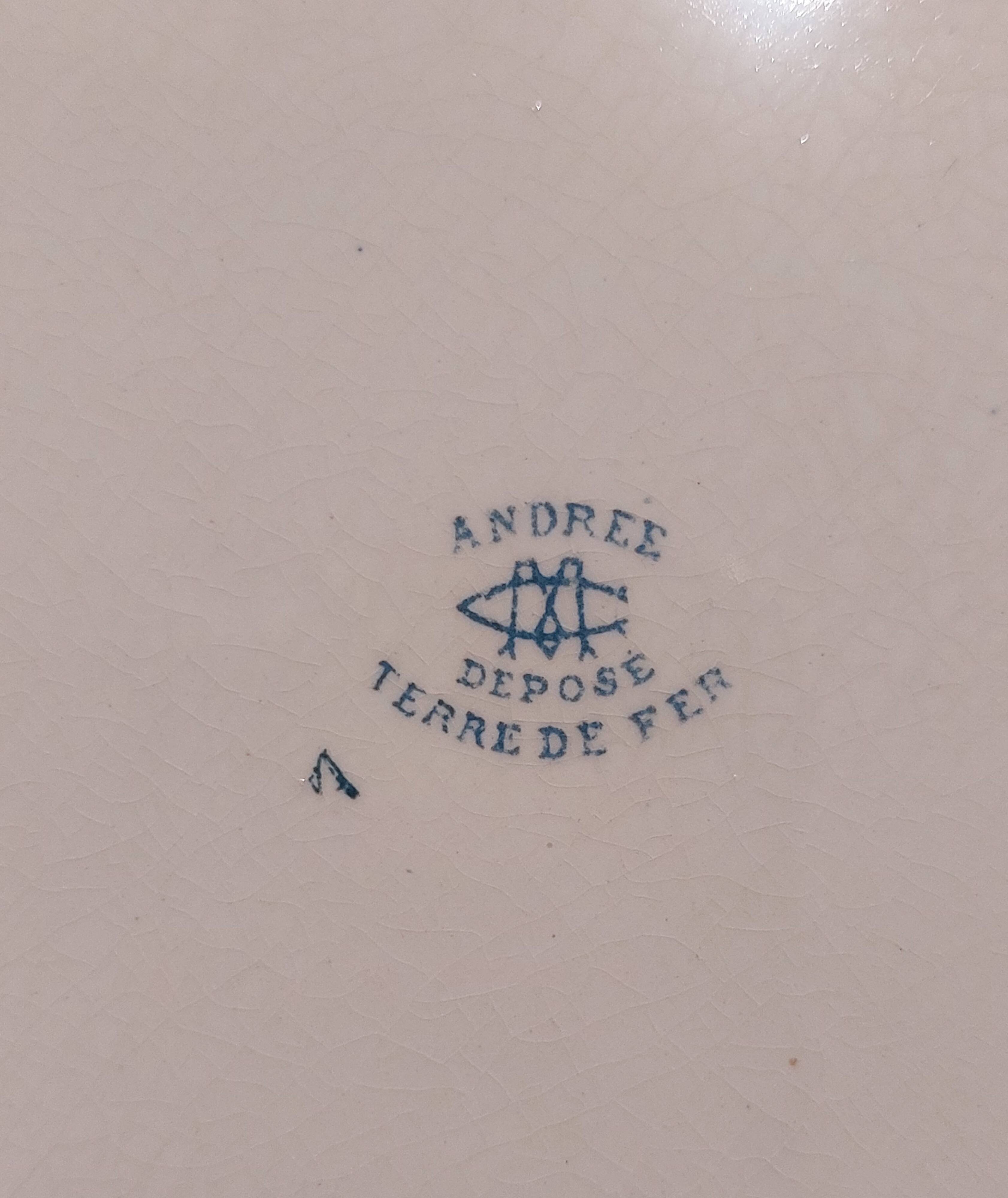 Set of 12 ironstone plates model "Andrée", Creil and Montereau, 23cm