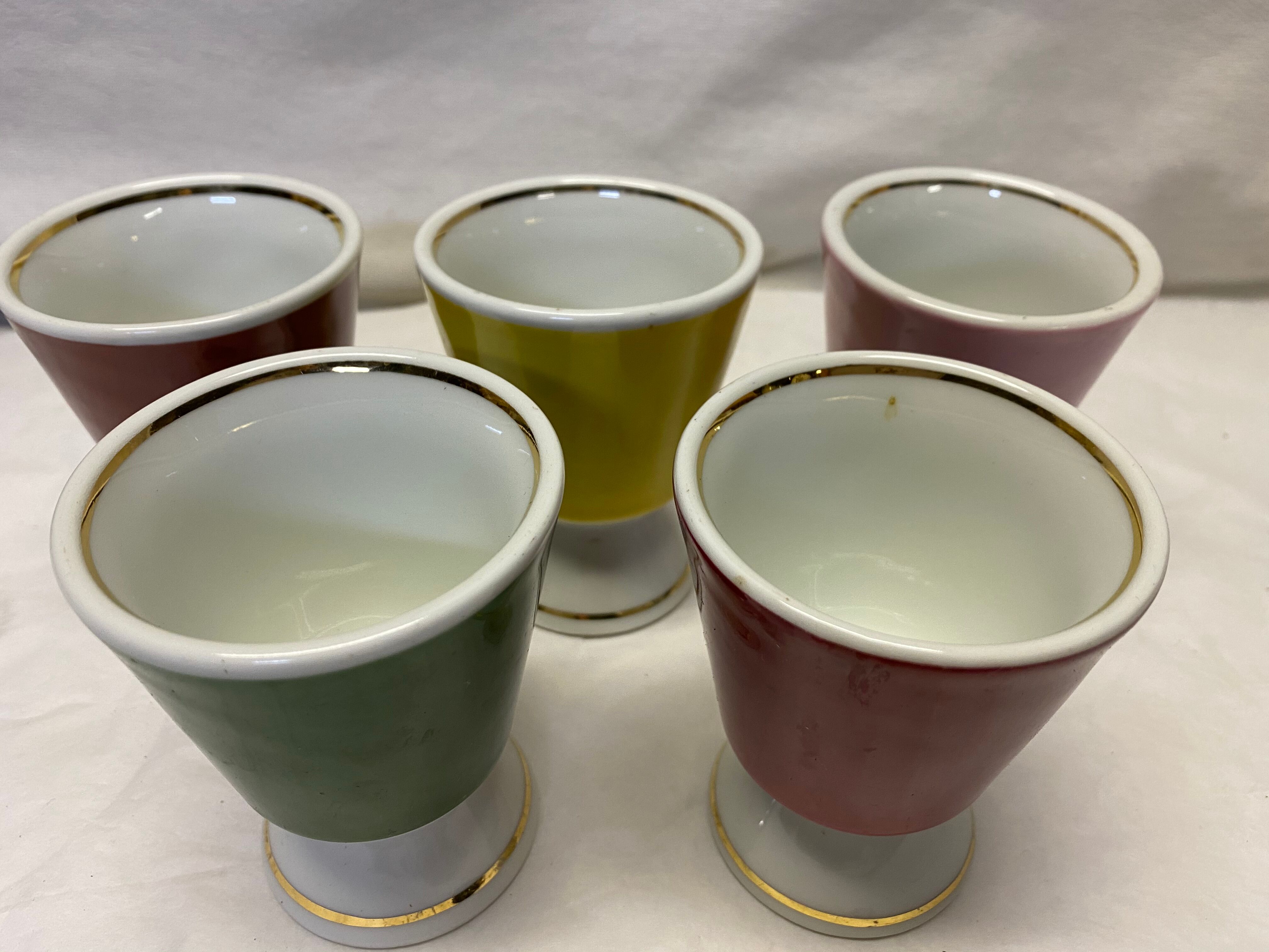 Set of 5 cups porcelain 50s