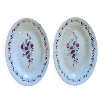 Pair of Moulin des loups dishes