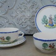 2 tasses thé ou chocolat St Clément décor personnages