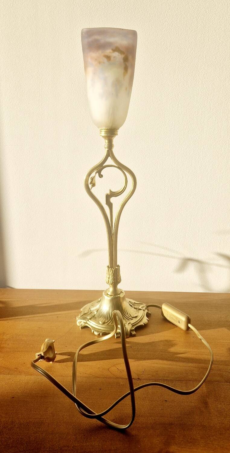 Art Nouveau style lamp by Müller Frères