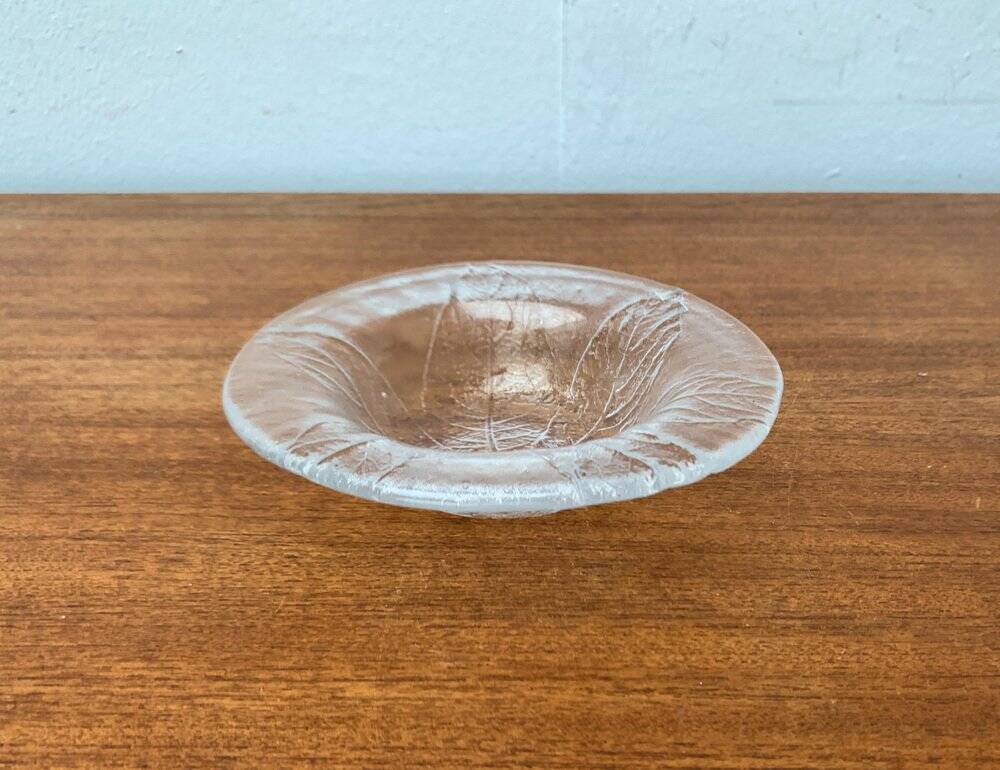 Set of 4 vintage Swedish glass bowls with floral design by Ann Wärff for Kosta Boda.