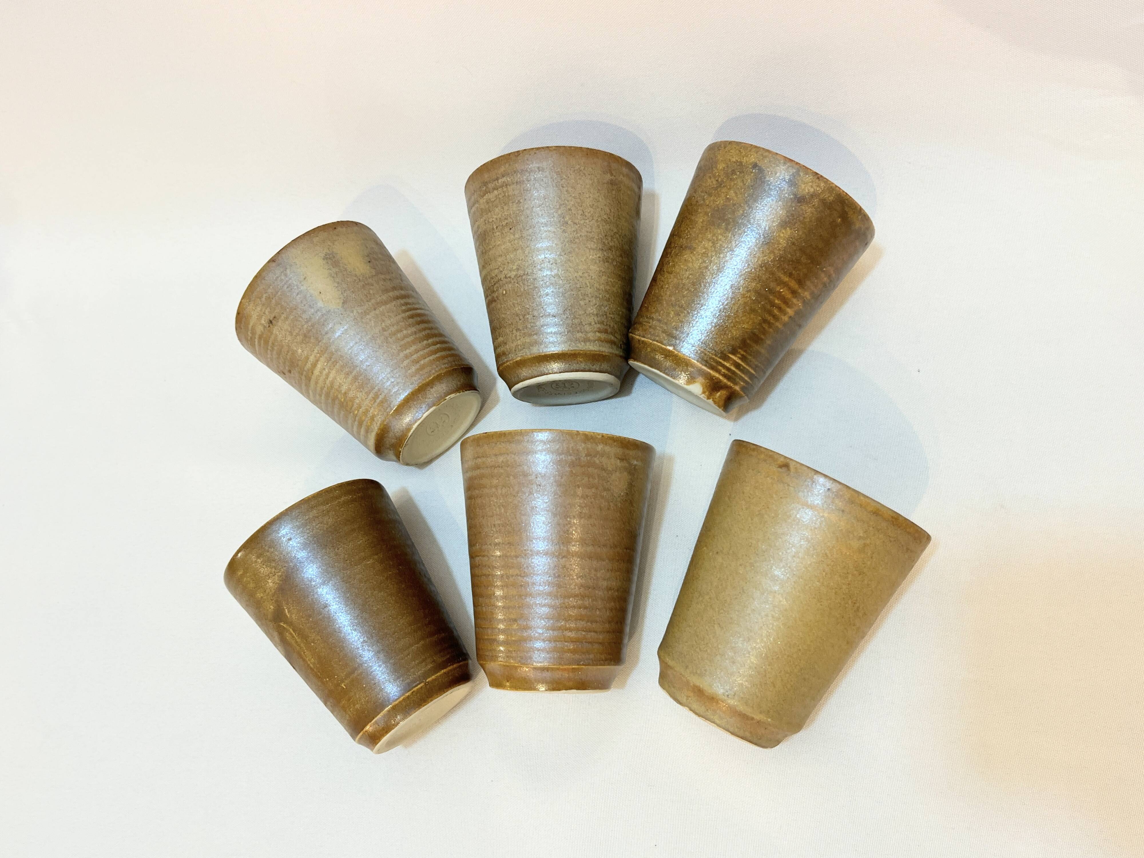 Set de 6 verre gobelets Digouin en grès beige marron