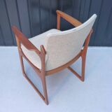 4 Danish chairs in solid treck