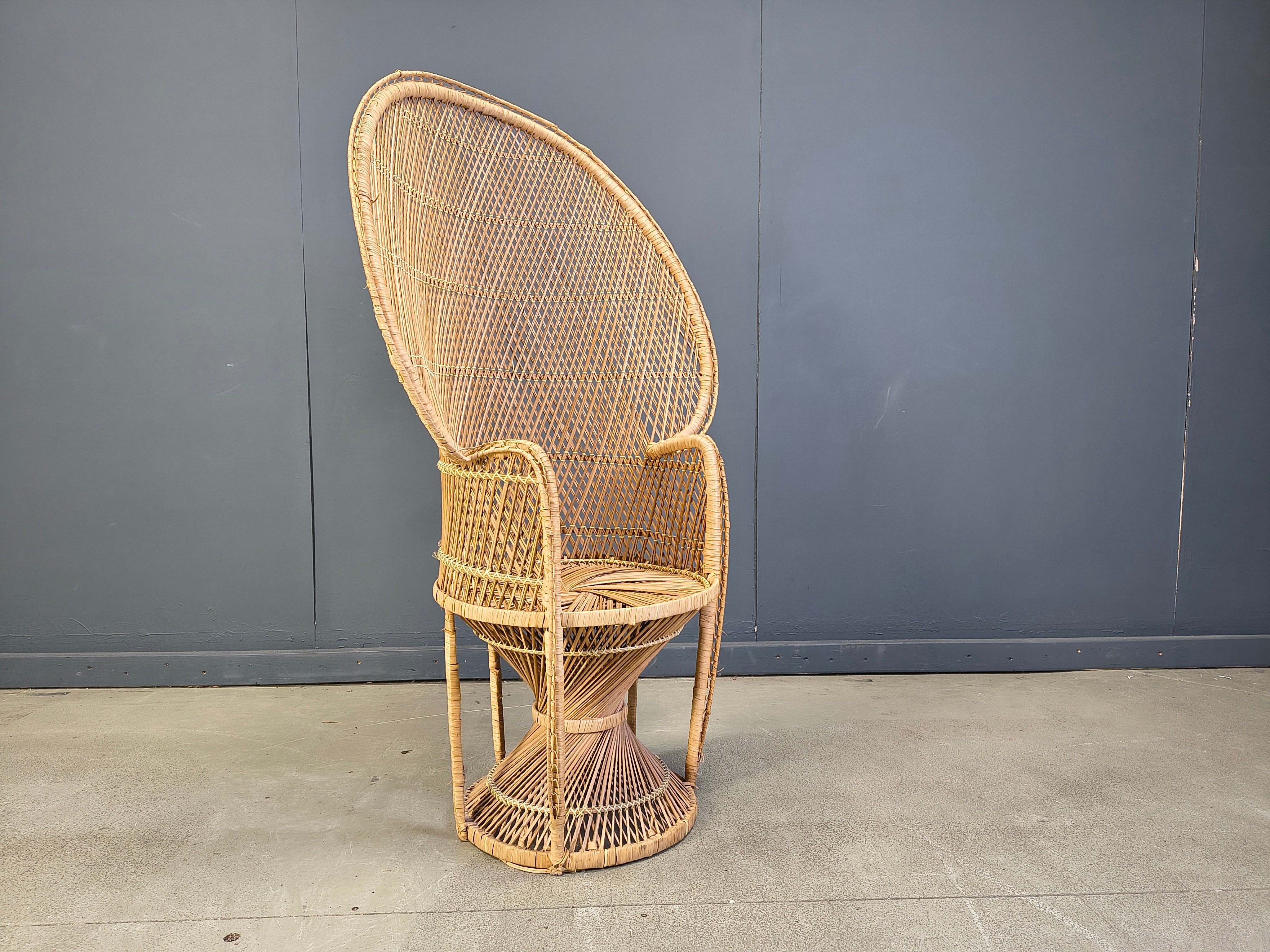 Vintage wicker peacock chair, 1970s
