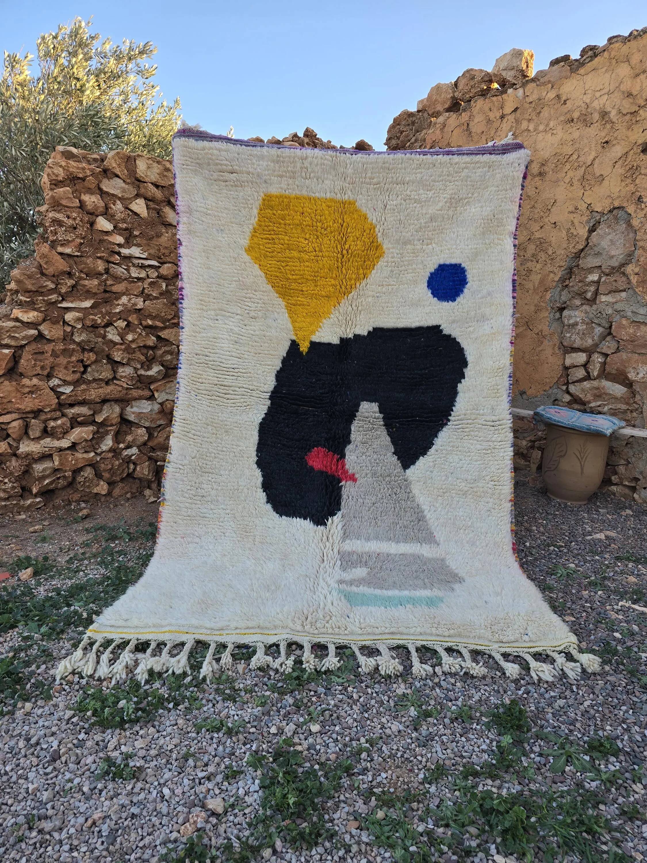 Authentic handmade Moroccan rug 3x2 m