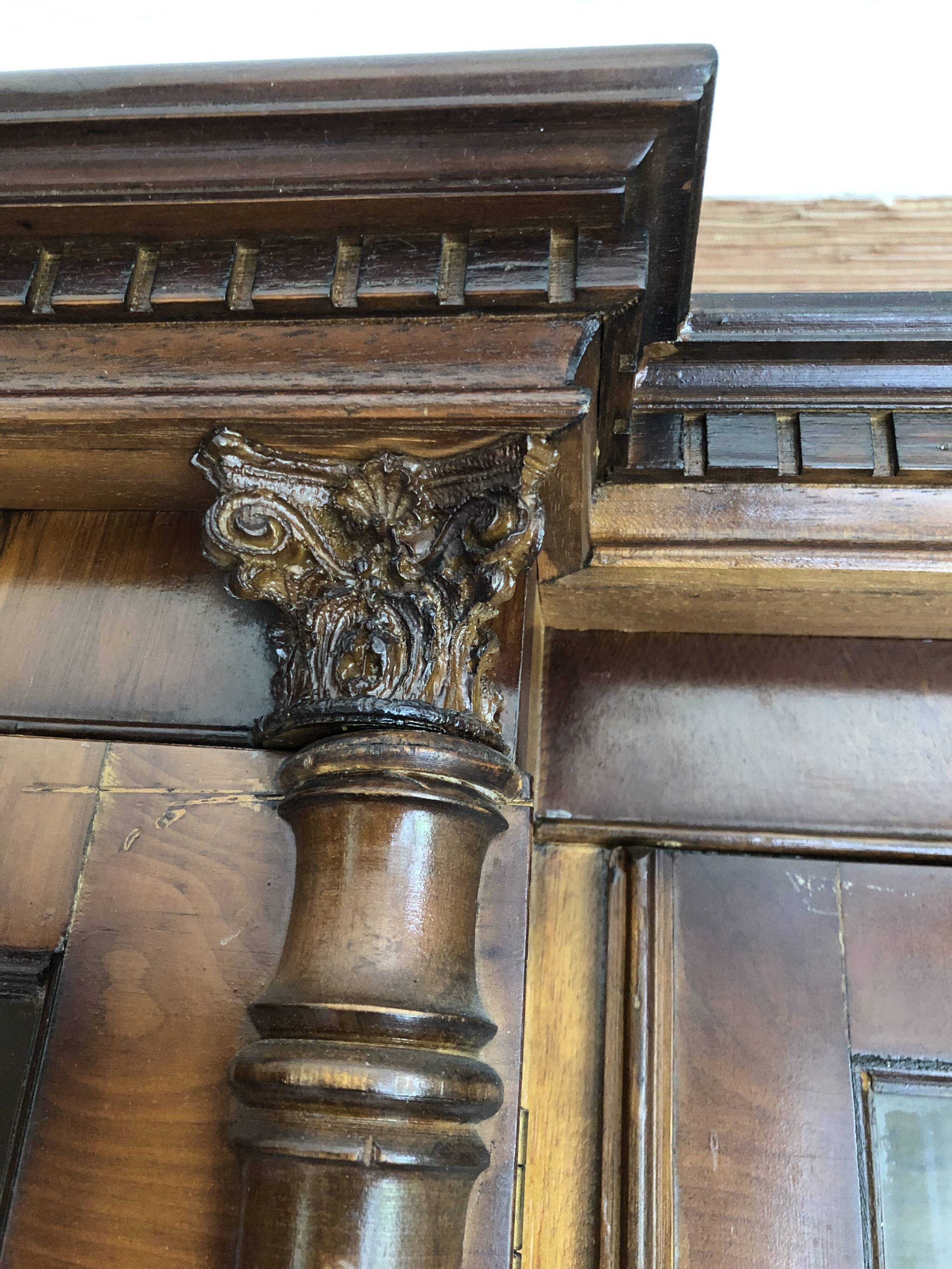 English-style display cabinet/library