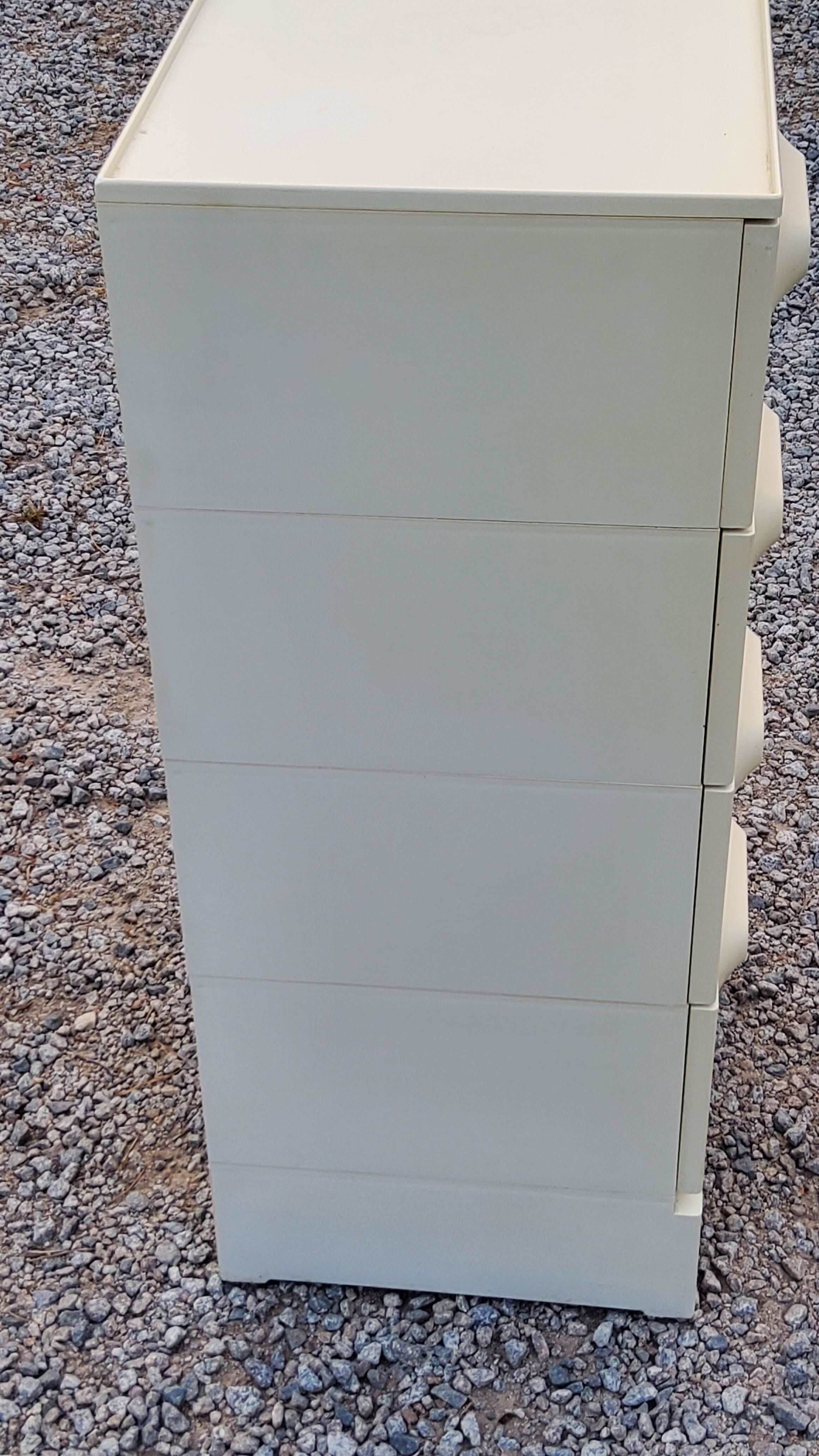 Marc Held chest of drawers in plastic from the 70s