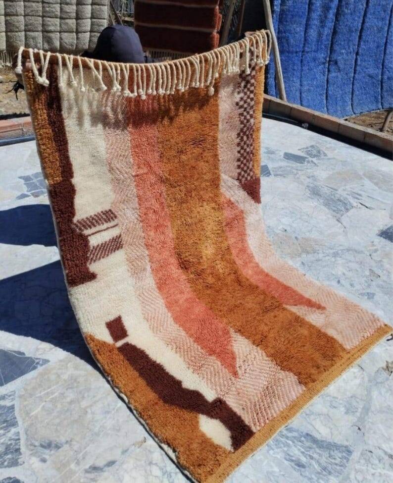 Handwoven Moroccan wool rug 150/250cm