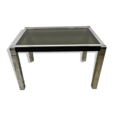 Expandable dining table