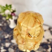 Imposante lampe Art Déco Building en opaline jaune marbrée