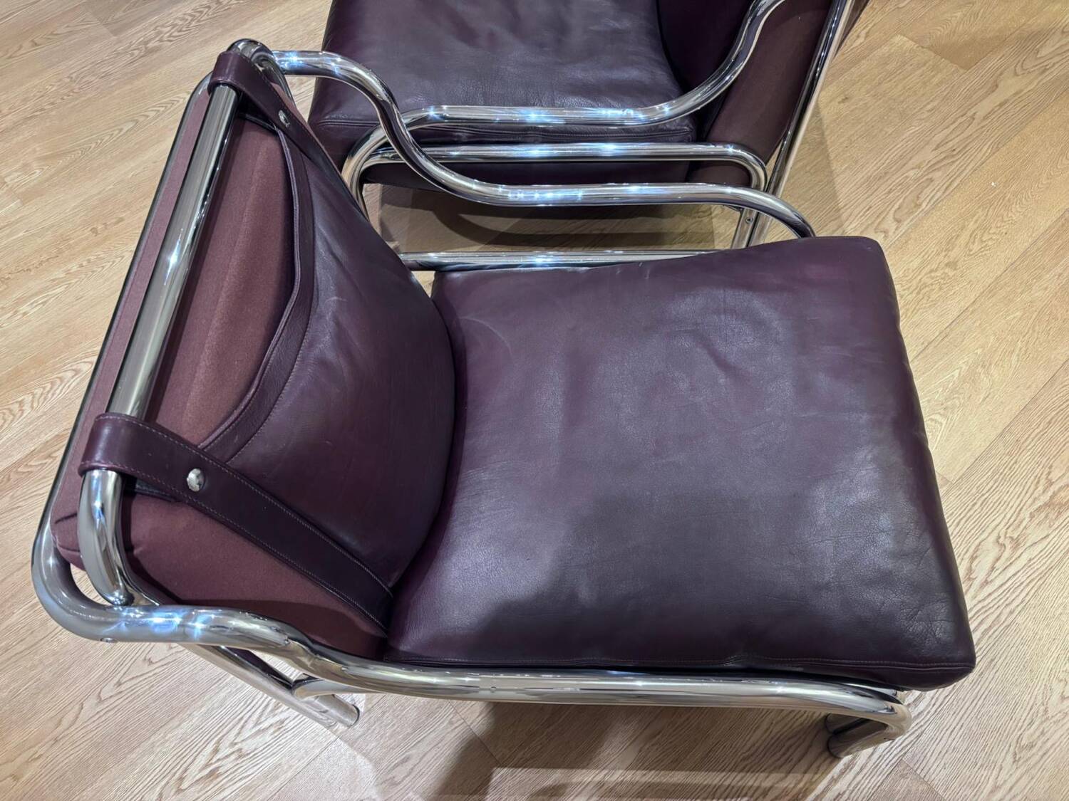 Pair of Gae Aulenti stringa armchairs