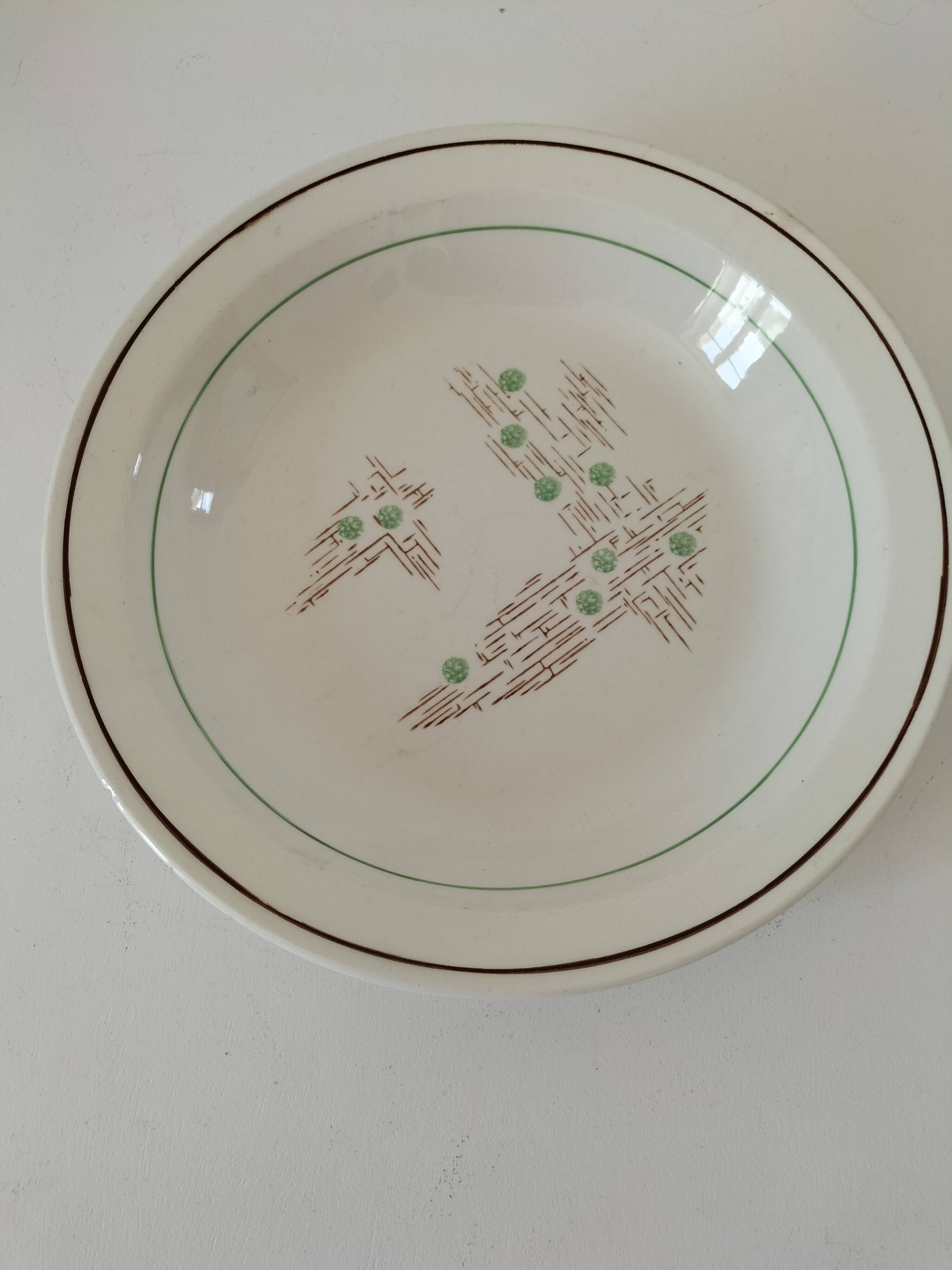 Gien France Pigalle model deep dish