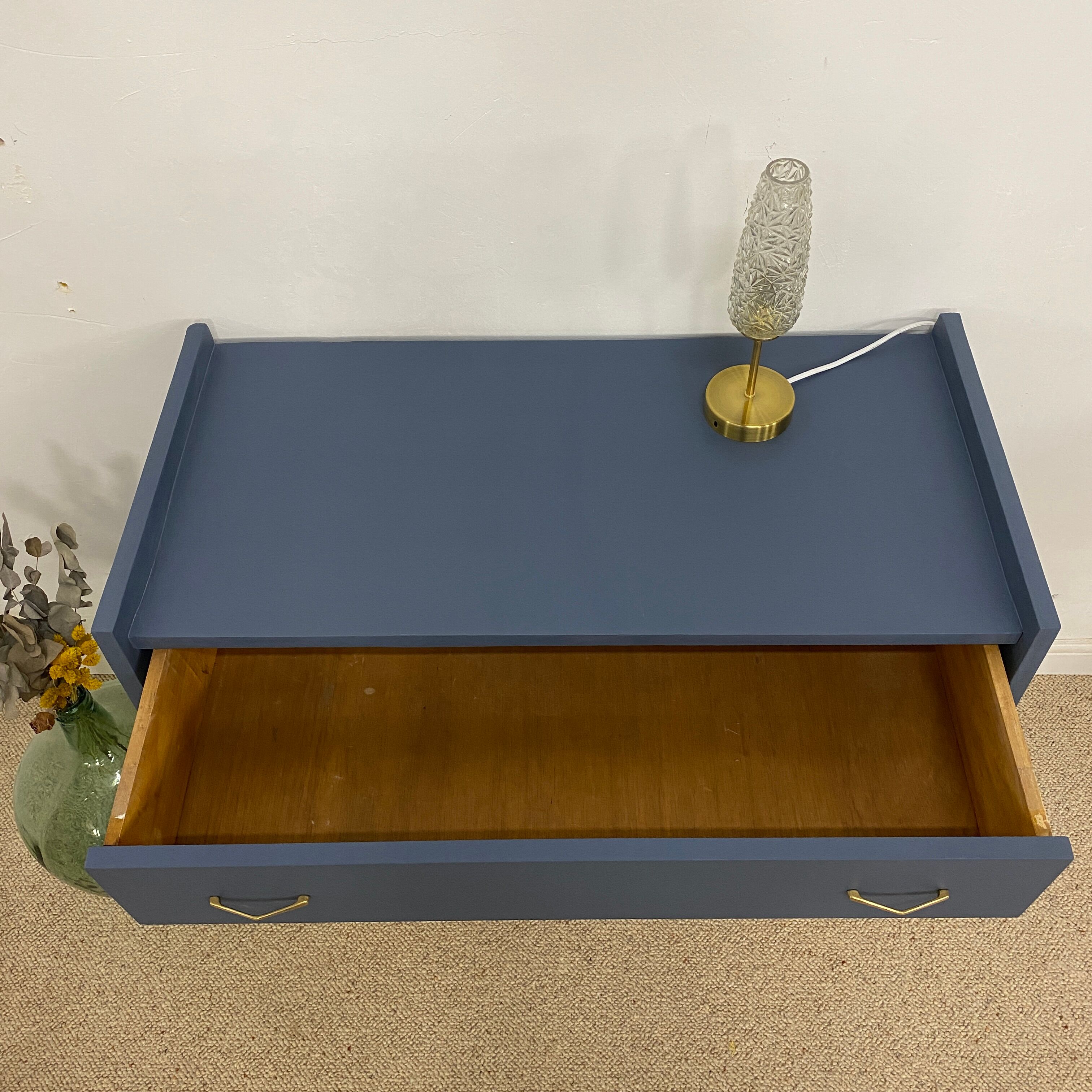 Vintage dresser blue night 126