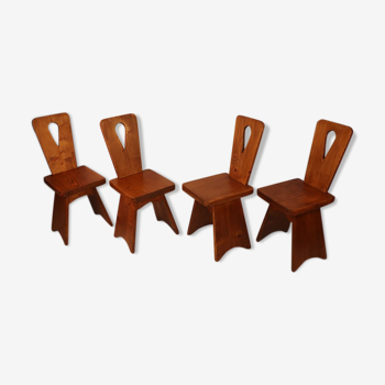 Série de 4 chaises brutaliste en bois massif 1950