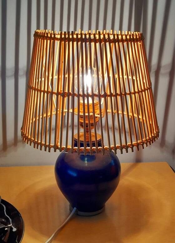 Lampe en grès émaillé bleu 1960