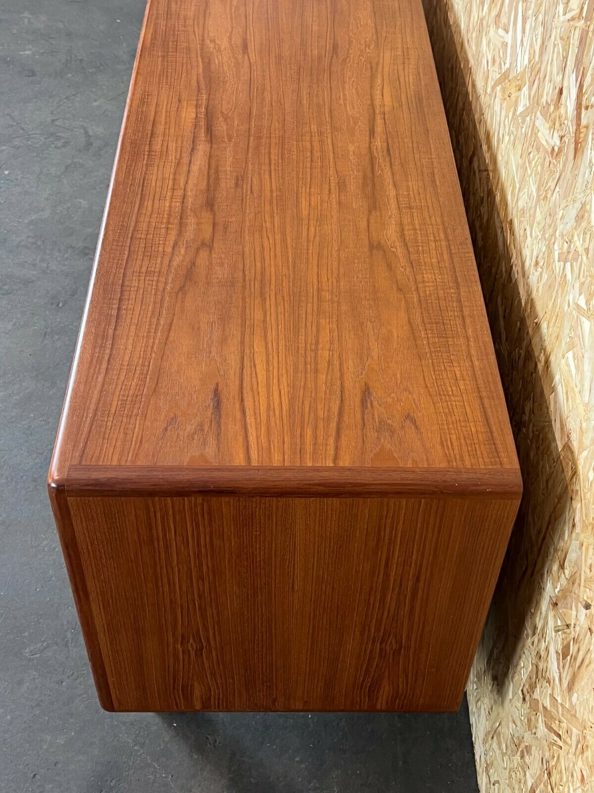 Teak sideboard Credenza HP Hansen Danish design Denmark 60s 70s