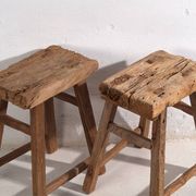 Antique solid wood stools (circa 1900). Set of 2 pieces no. 2.