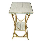 Table in weathered wood