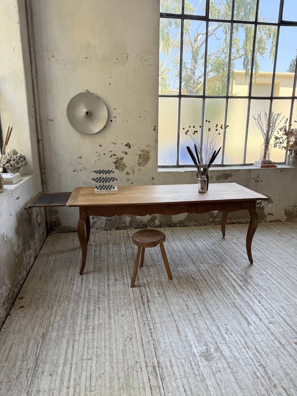 Table campagne provençale style Louis XV merisier