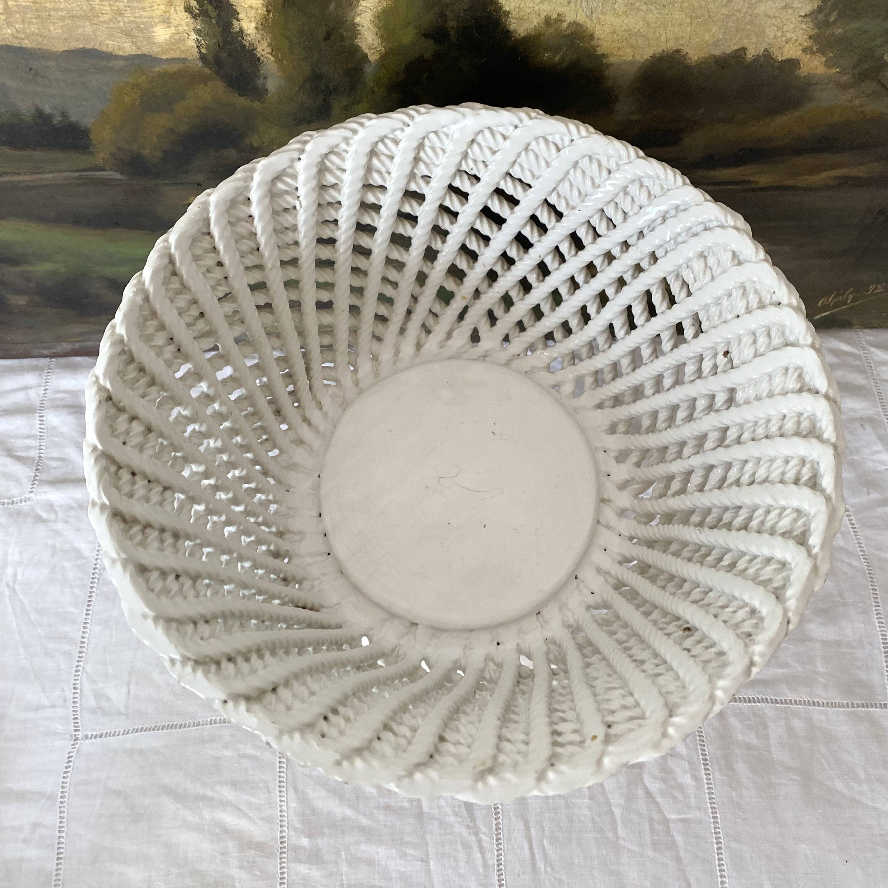 Braided ceramic footed bowl