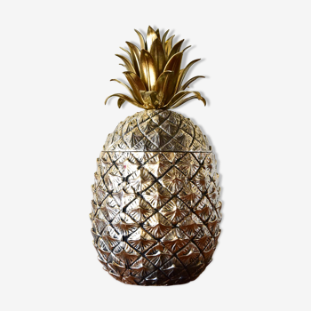 Pineapple ice bucket designed by Mauro Manetti for Fonderia d'Arte