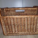 Magazines holder in wicker, 70s