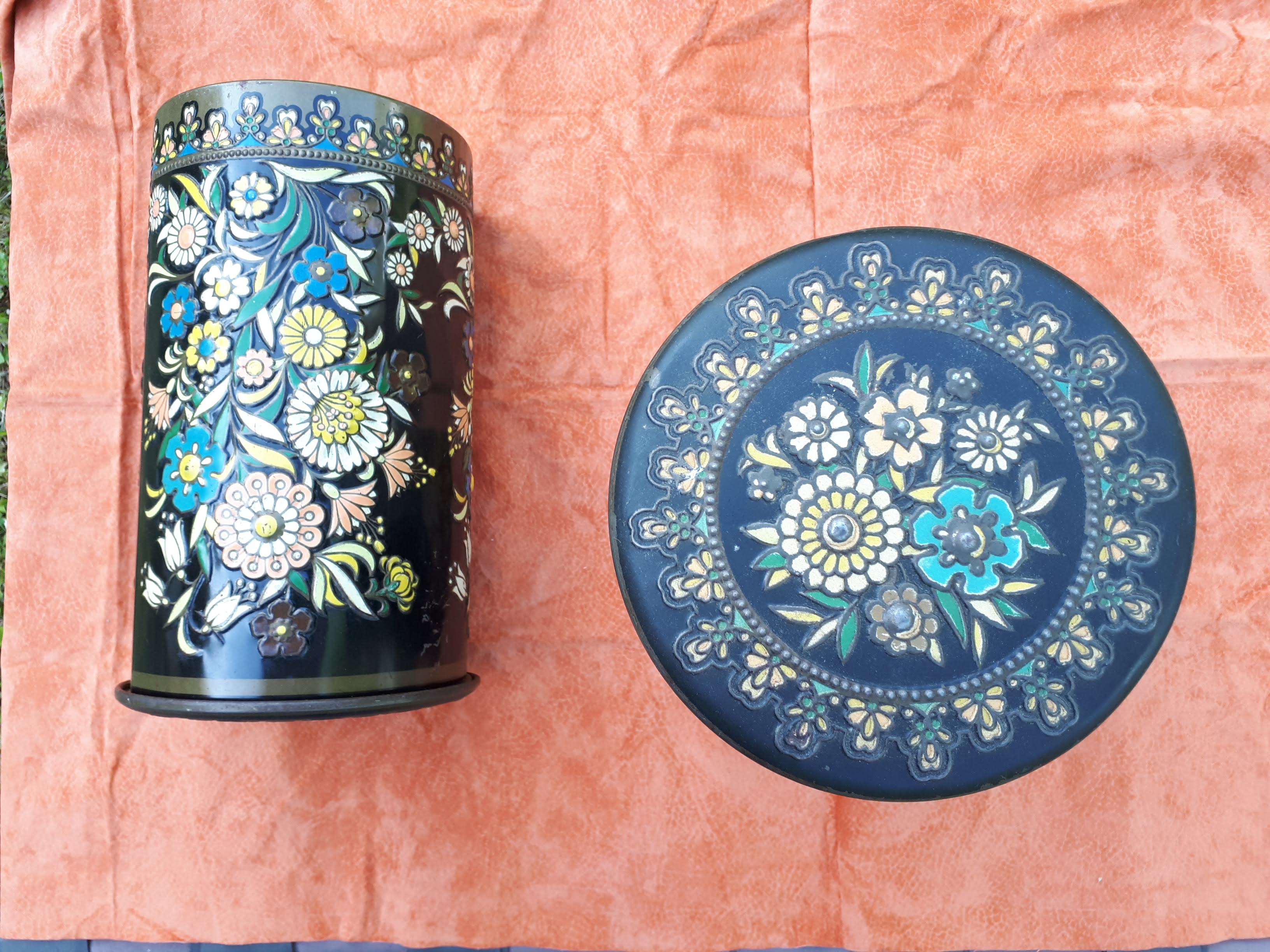 Metal boxes "Dutch box"