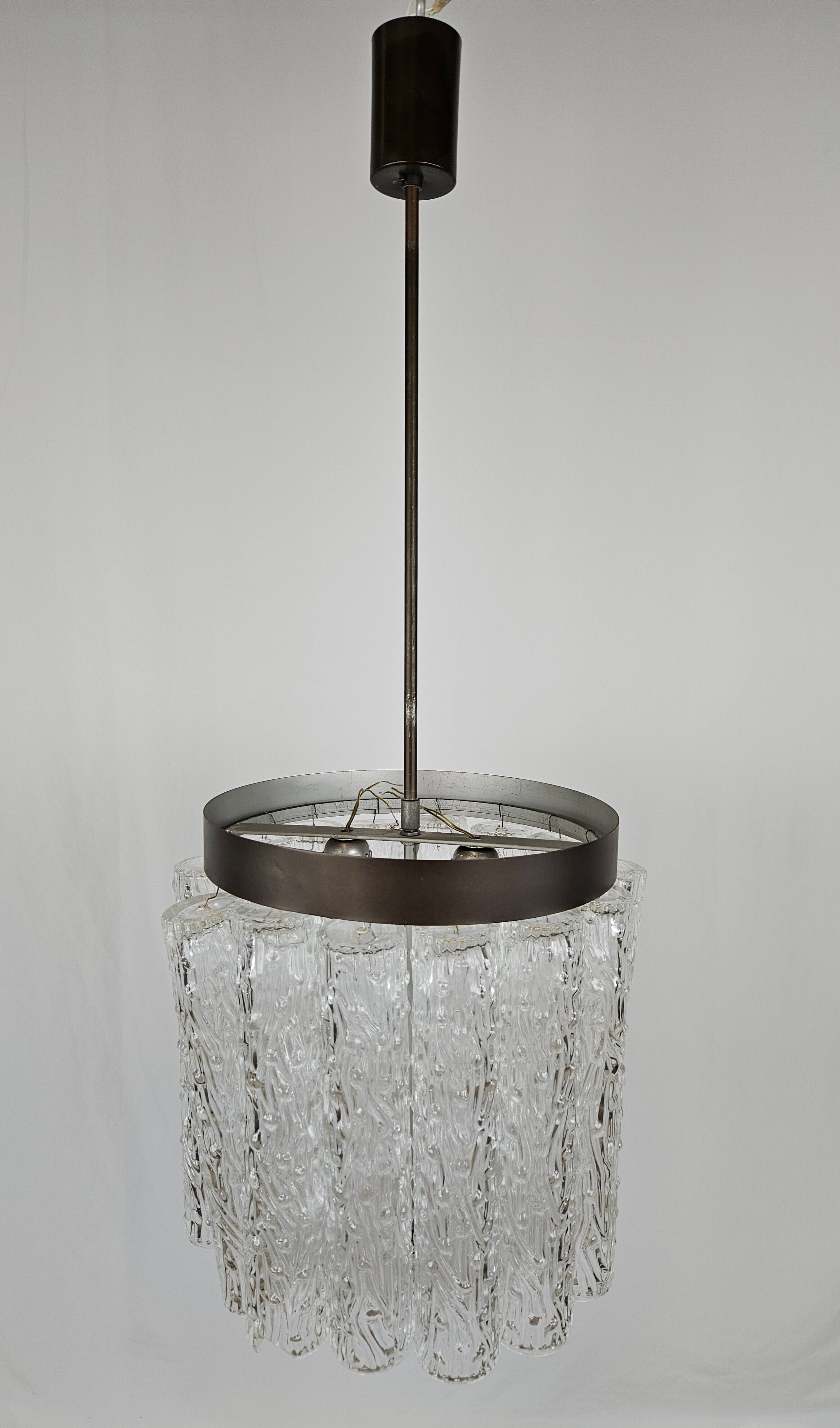 Murano glass chandelier with 14 tubular pendants