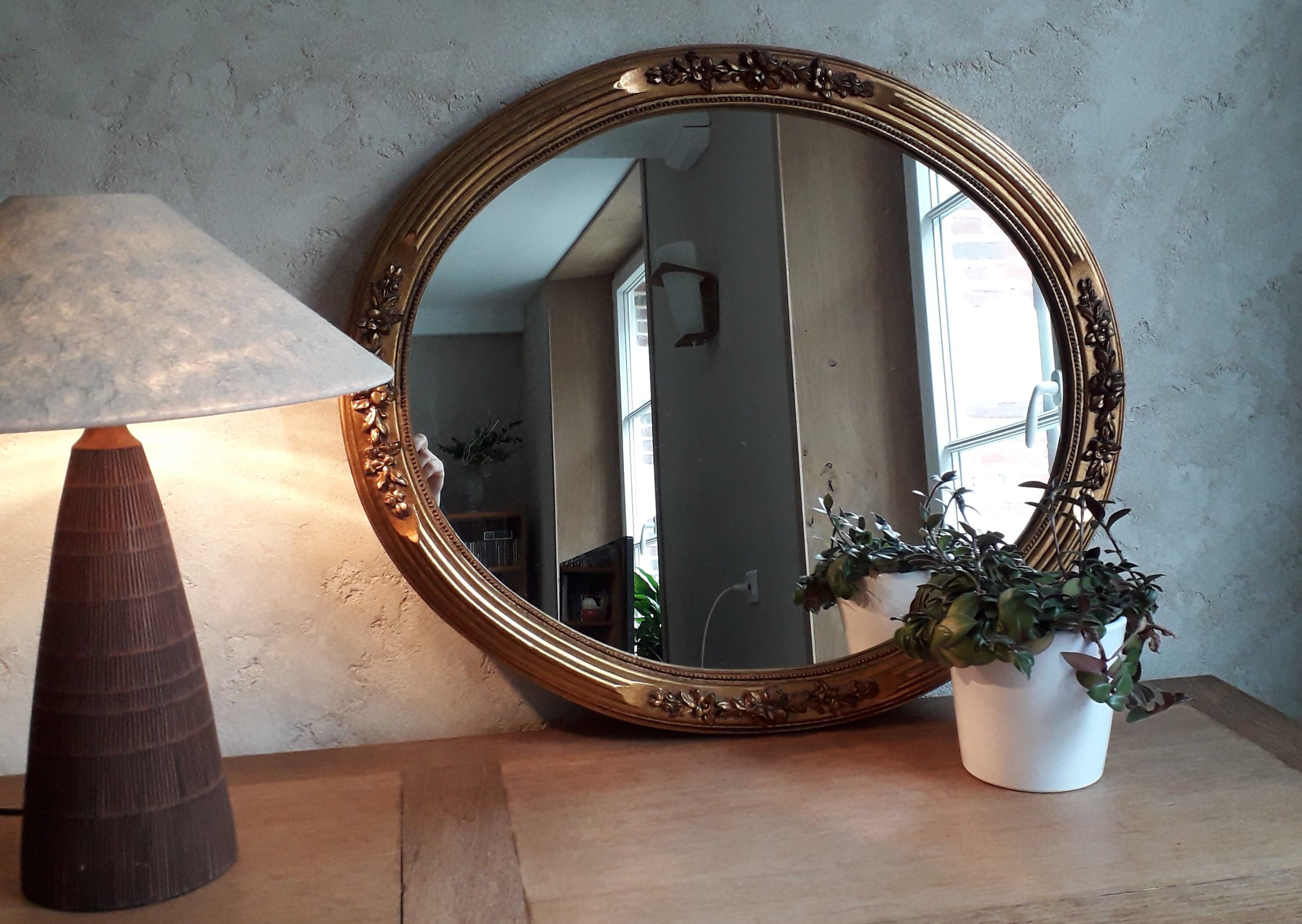 Golden mirror - 58x67cm