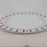 Oval Basque flat green and red porcelain