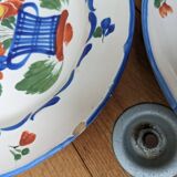 Set of 4 old Saint Clement plates with bouquet of flowers