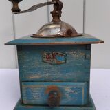 Old Delto coffee grinder