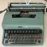 Olivetti Lettera 32 Typewriter