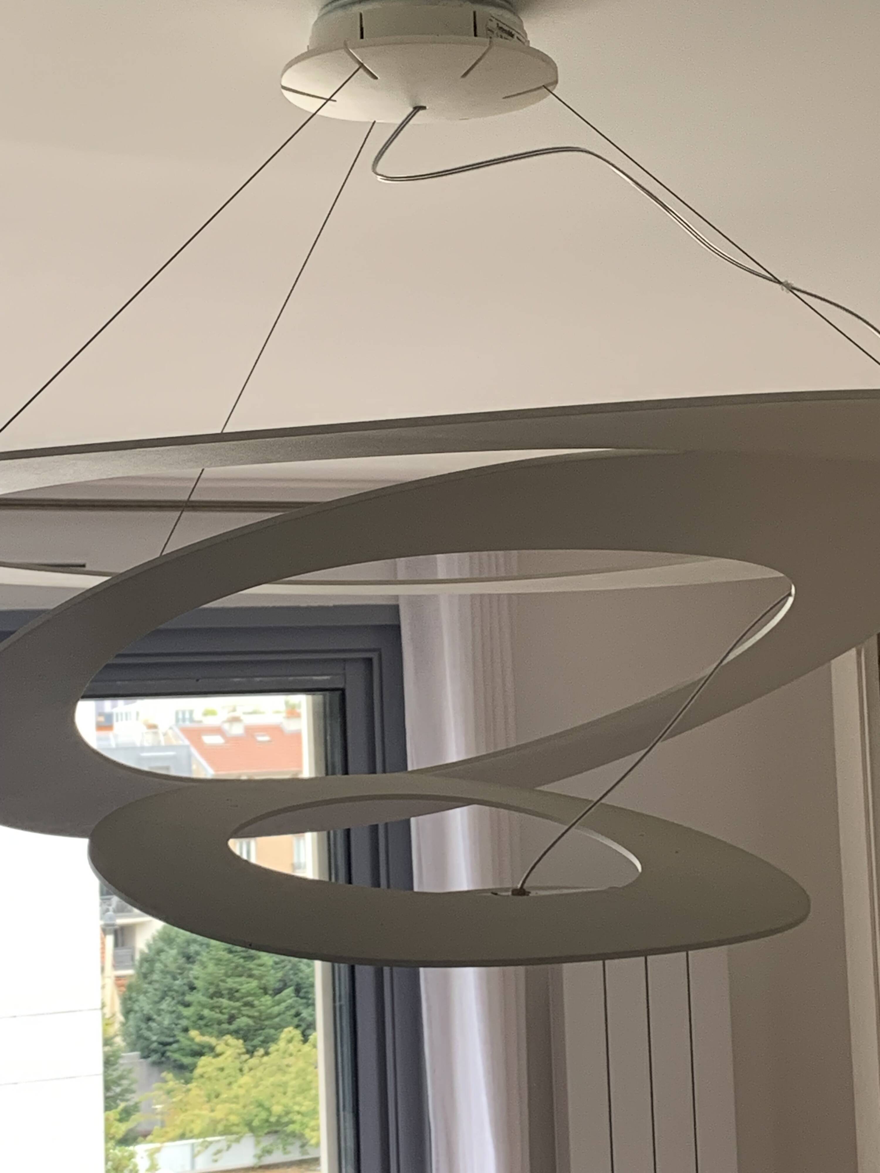 Suspension Pirce blanc de Artemide